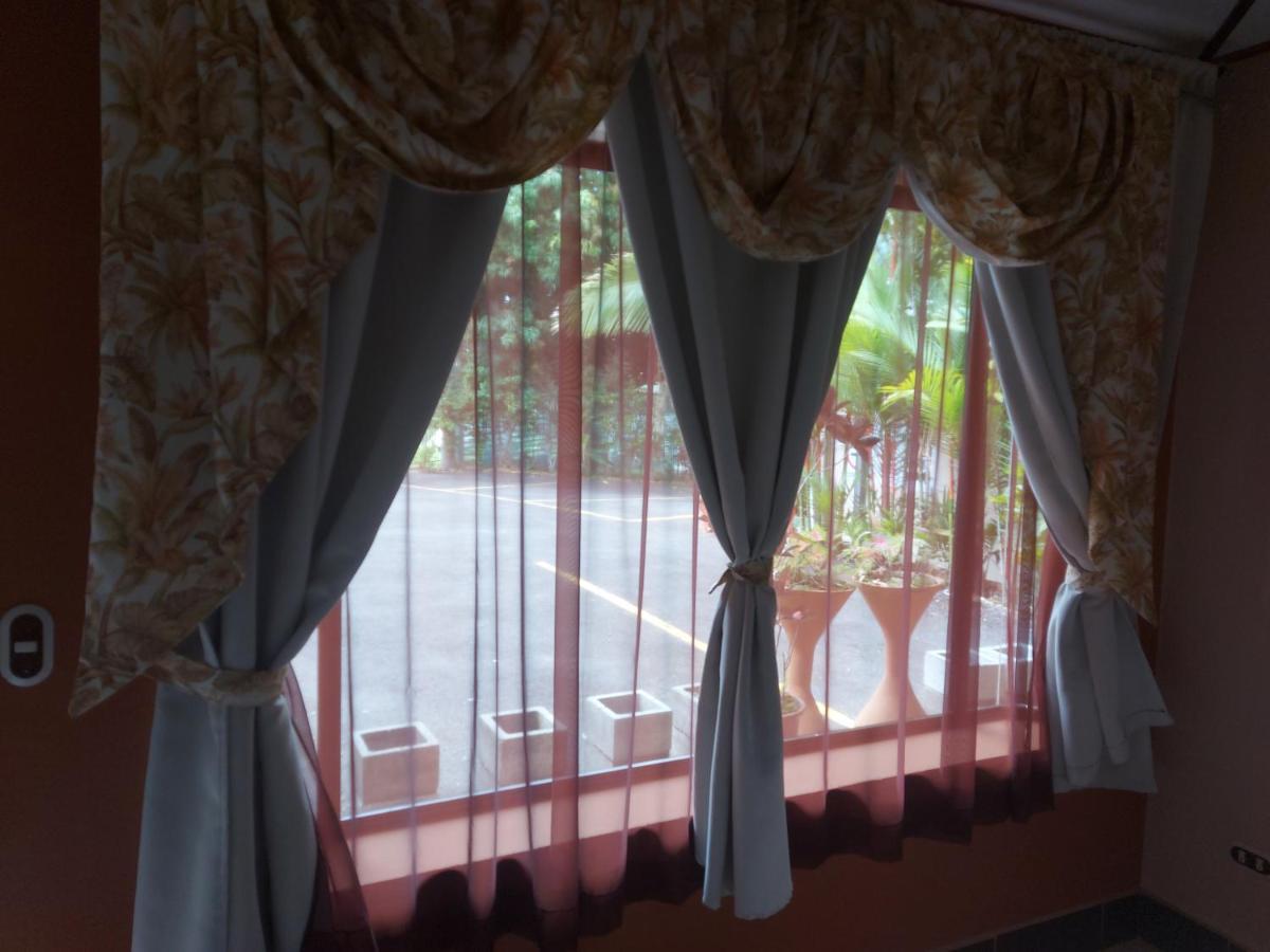 Hotel Torre Fuerte Venecia Exterior foto